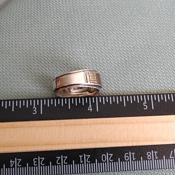 BEAUTIFUL SUNSTONE SS & 14K GOLD RING - Picture 8 of 10